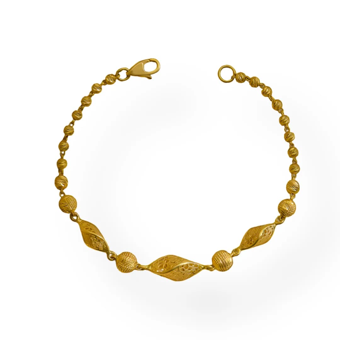 Exquisite Gold Women's Wristpiece