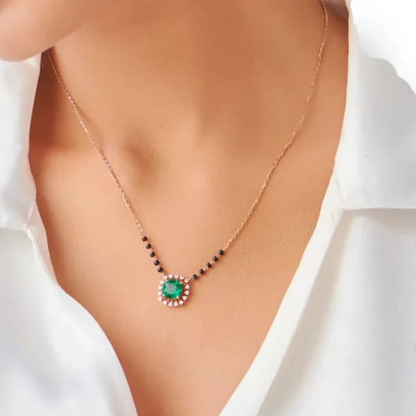 Halo Diamond Mangalsutra – Minimal Glam